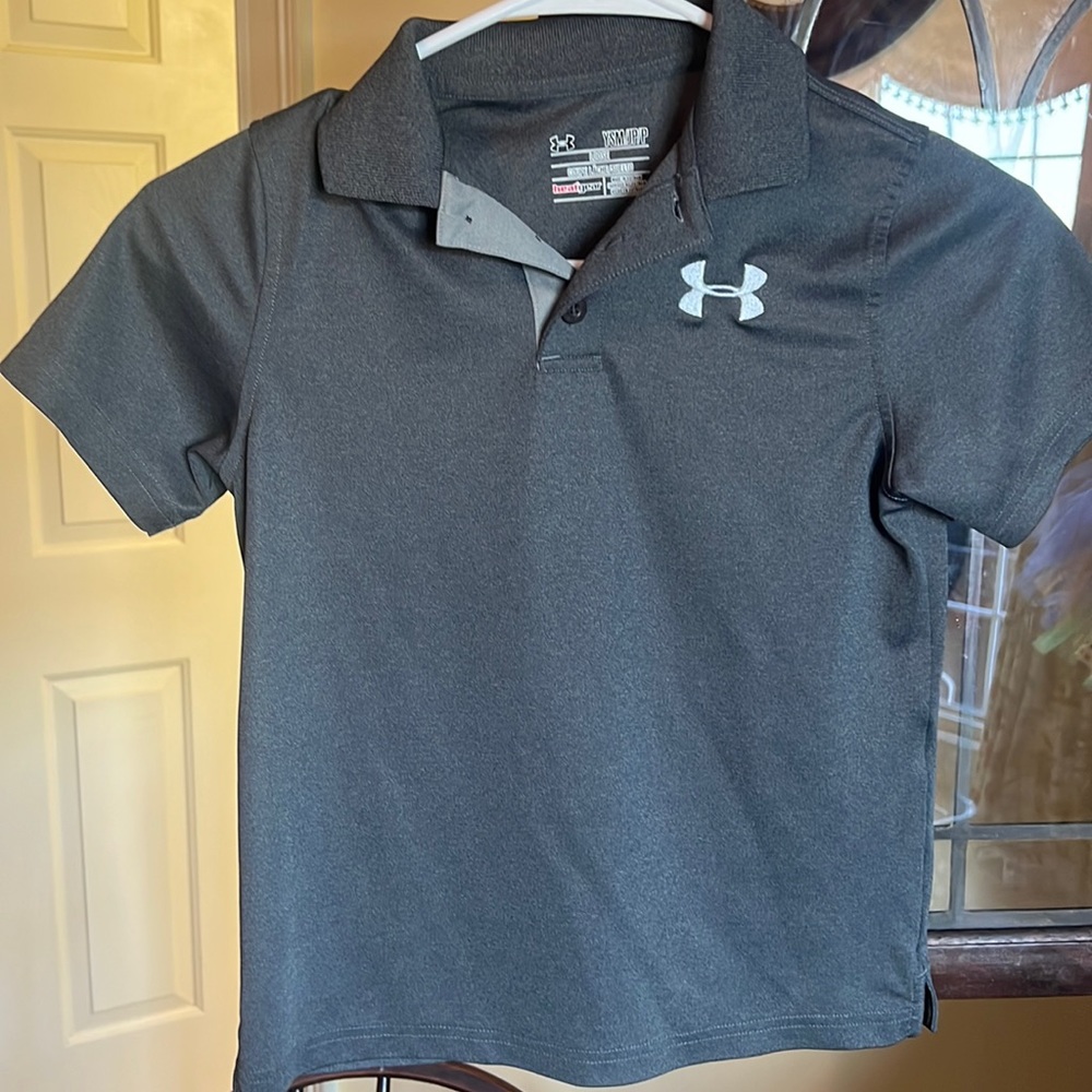 Boys youth small under armour polo